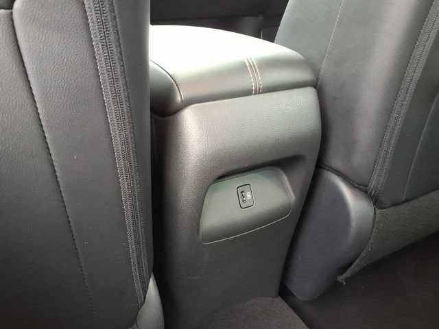 Used 2022 Nissan Sentra SR w/ SR Premium Package FWD image 19