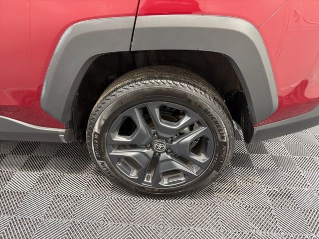 Used 2023 Toyota RAV4 Adventure image 9
