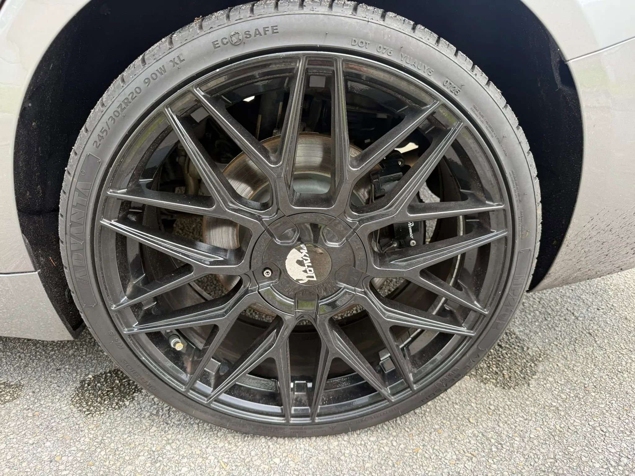 Used 2017 Alfa Romeo Giulia Ti AWD/4WD image 12