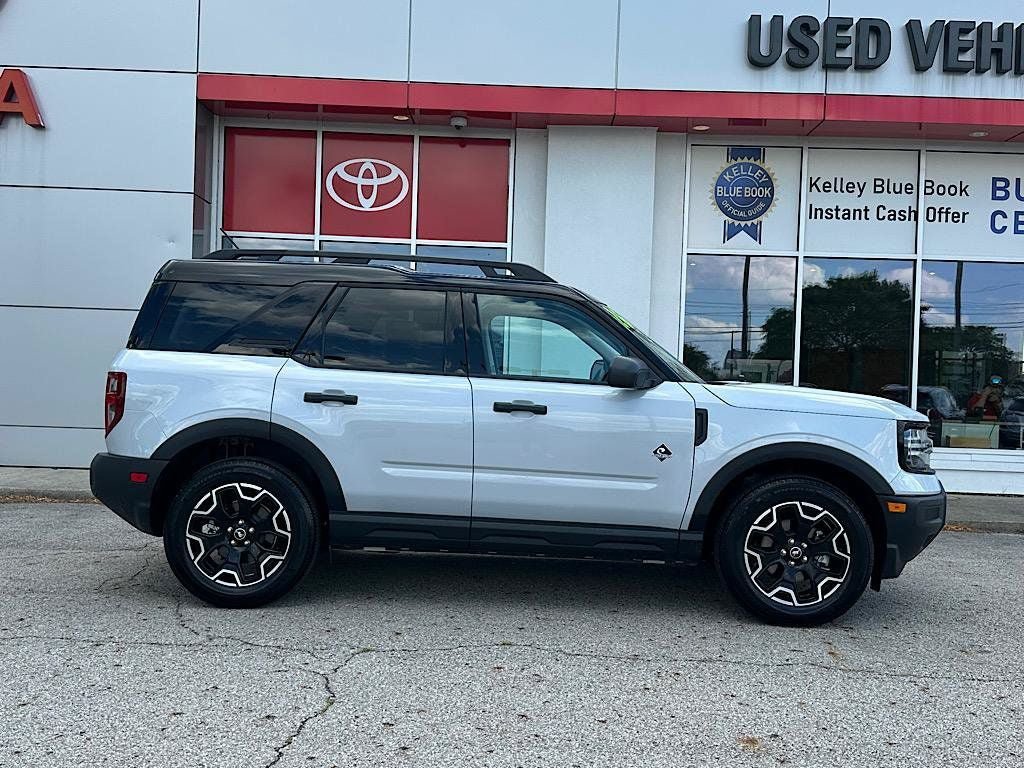 Used 2026 Ford Bronco Sport Outer Banks AWD/4WD image 7