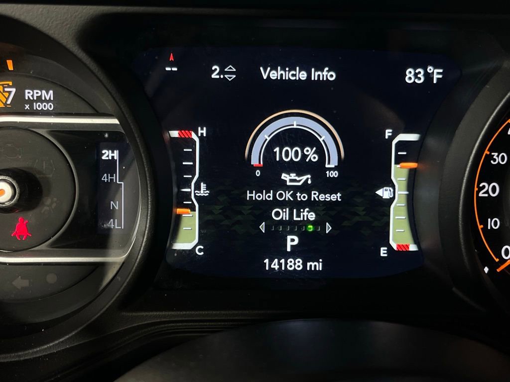 Used 2025 Jeep Wrangler Unlimited Rubicon image 35