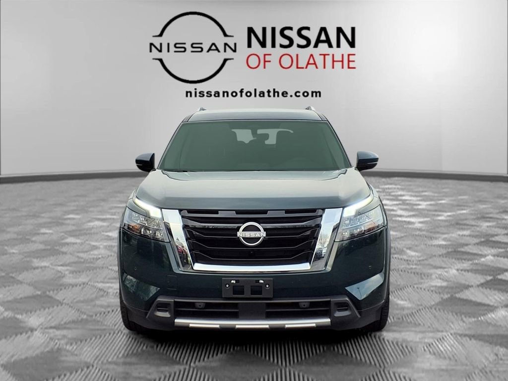 Certified 2025 Nissan Pathfinder SL image 30