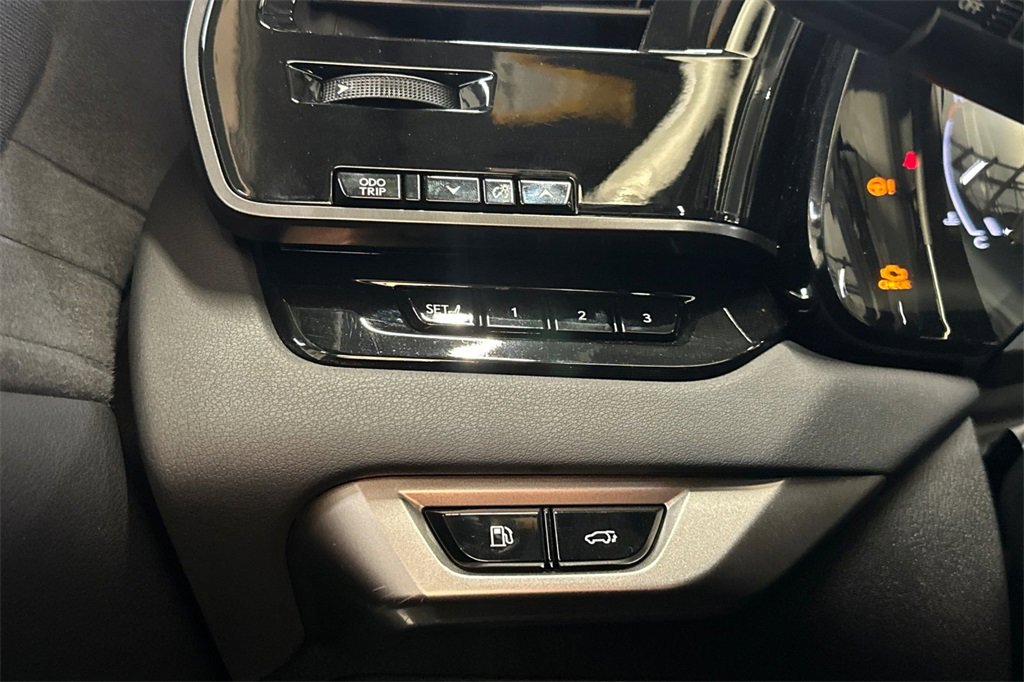 Used 2024 Lexus RX 350 AWD image 25