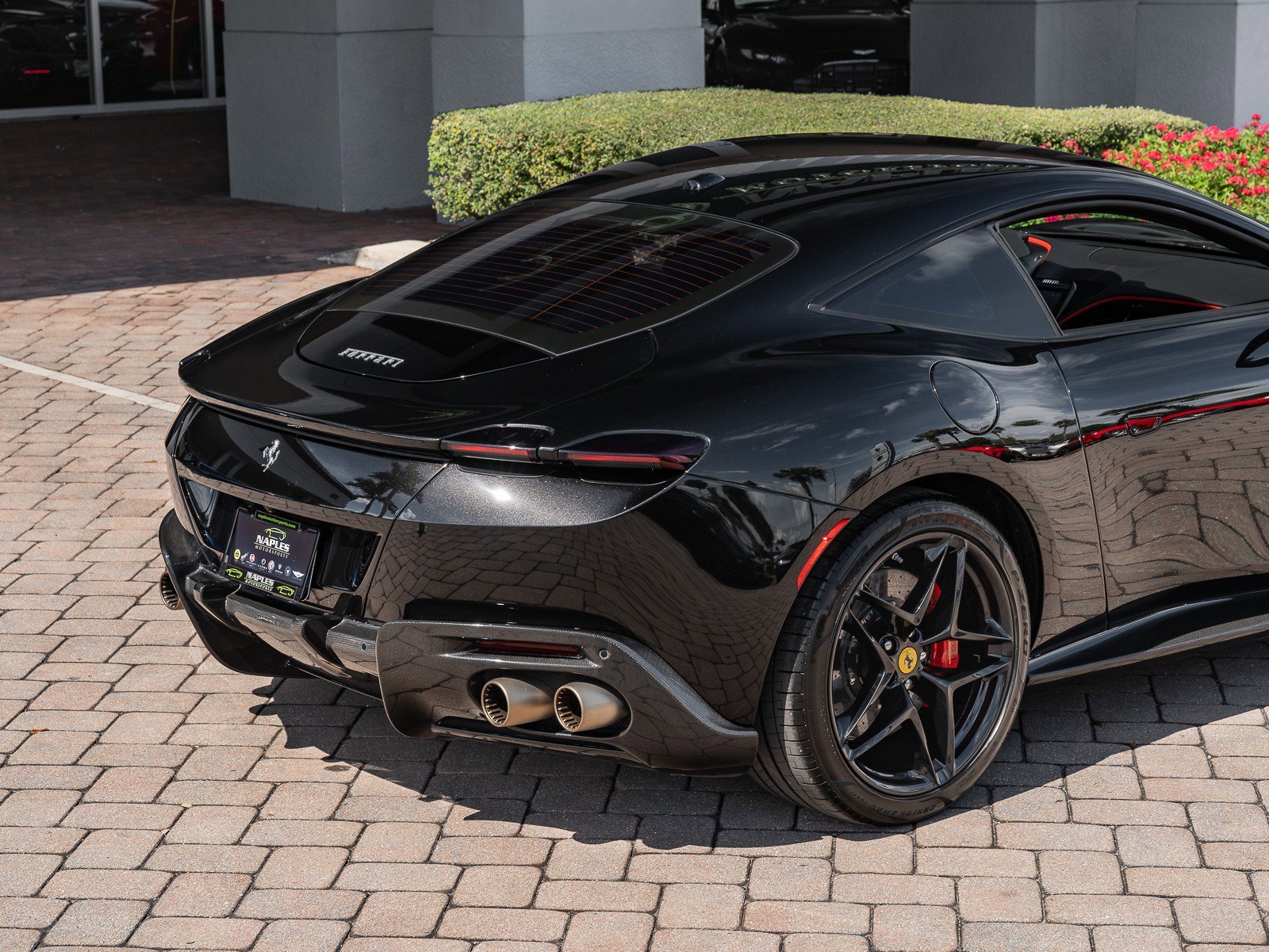 Used 2023 Ferrari Roma image 3