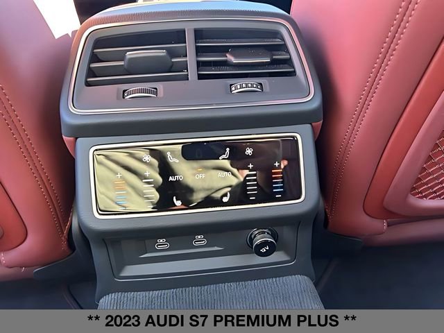 Used 2023 Audi S7 Premium Plus w/ Premium Plus Package AWD/4WD image 16