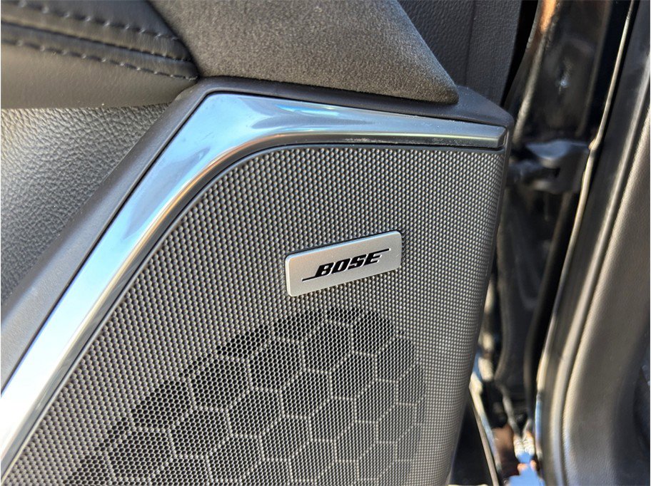 Used 2019 Cadillac Escalade ESV Platinum image 27