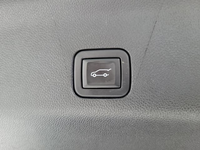 Used 2023 Chevrolet Tahoe RST w/ Luxury Package RWD image 9
