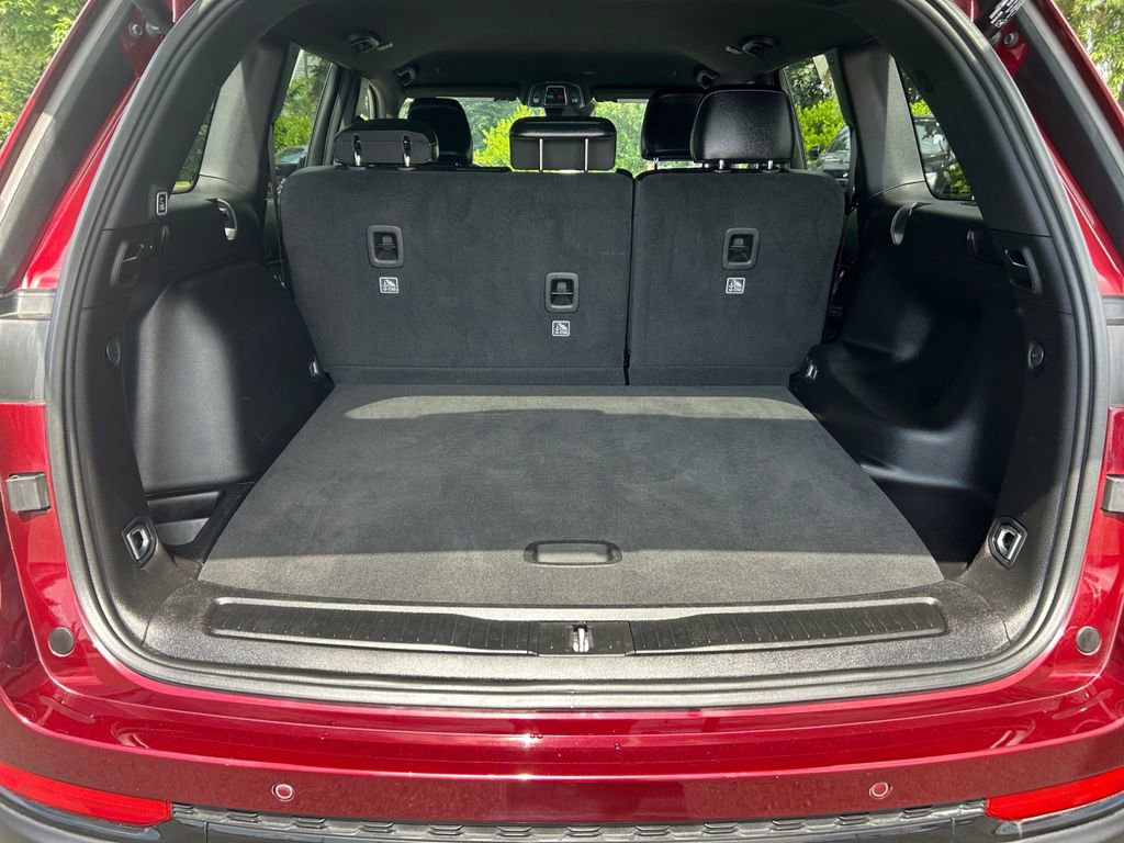 Used 2024 Jeep Grand Cherokee Altitude image 25