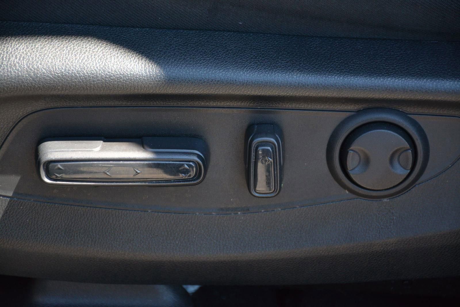 Used 2023 Honda CR-V EX image 19