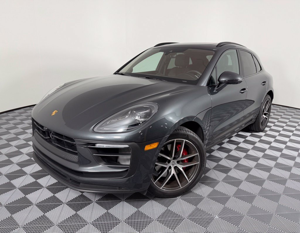 Certified 2025 Porsche Macan S AWD/4WD image 1