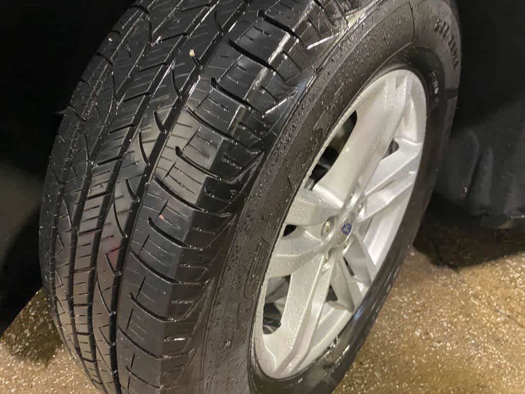 Used 2021 Ford Explorer XLT AWD/4WD image 31