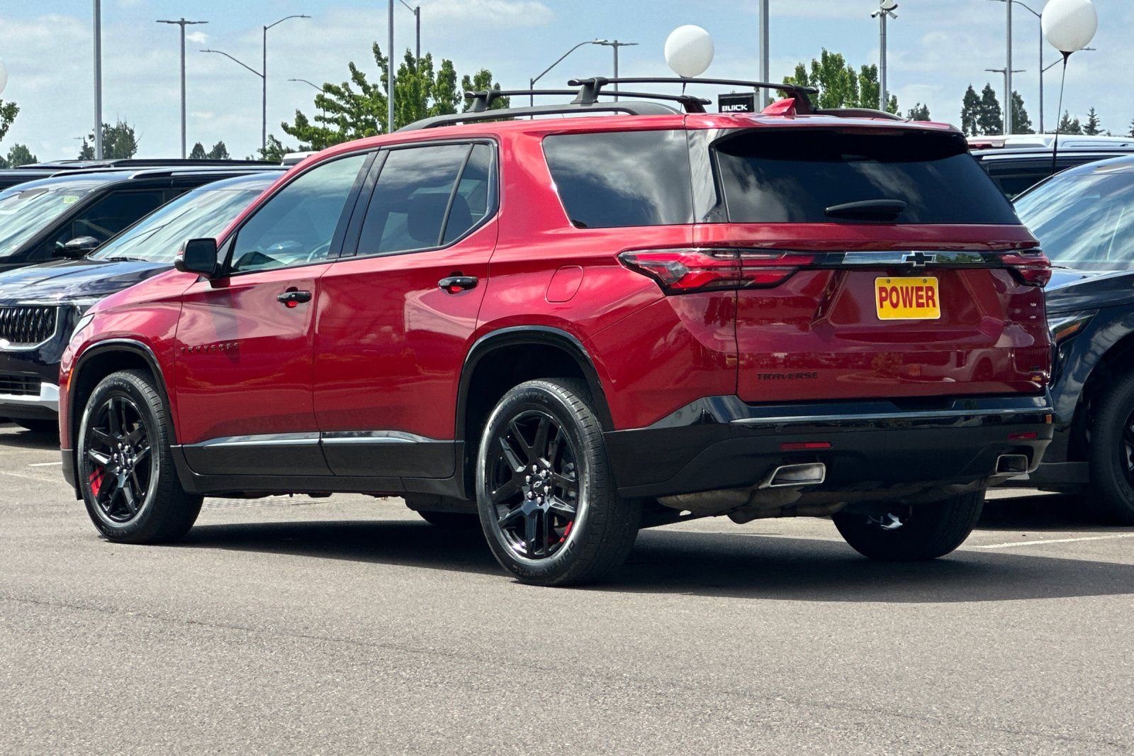 Used 2022 Chevrolet Traverse Premier w/ Redline Edition AWD/4WD image 6