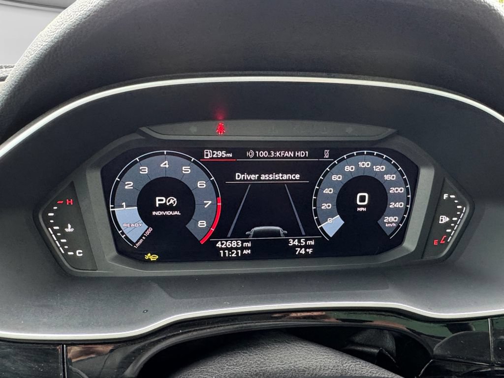 Used 2025 Audi Q3 2.0T Premium AWD/4WD image 12