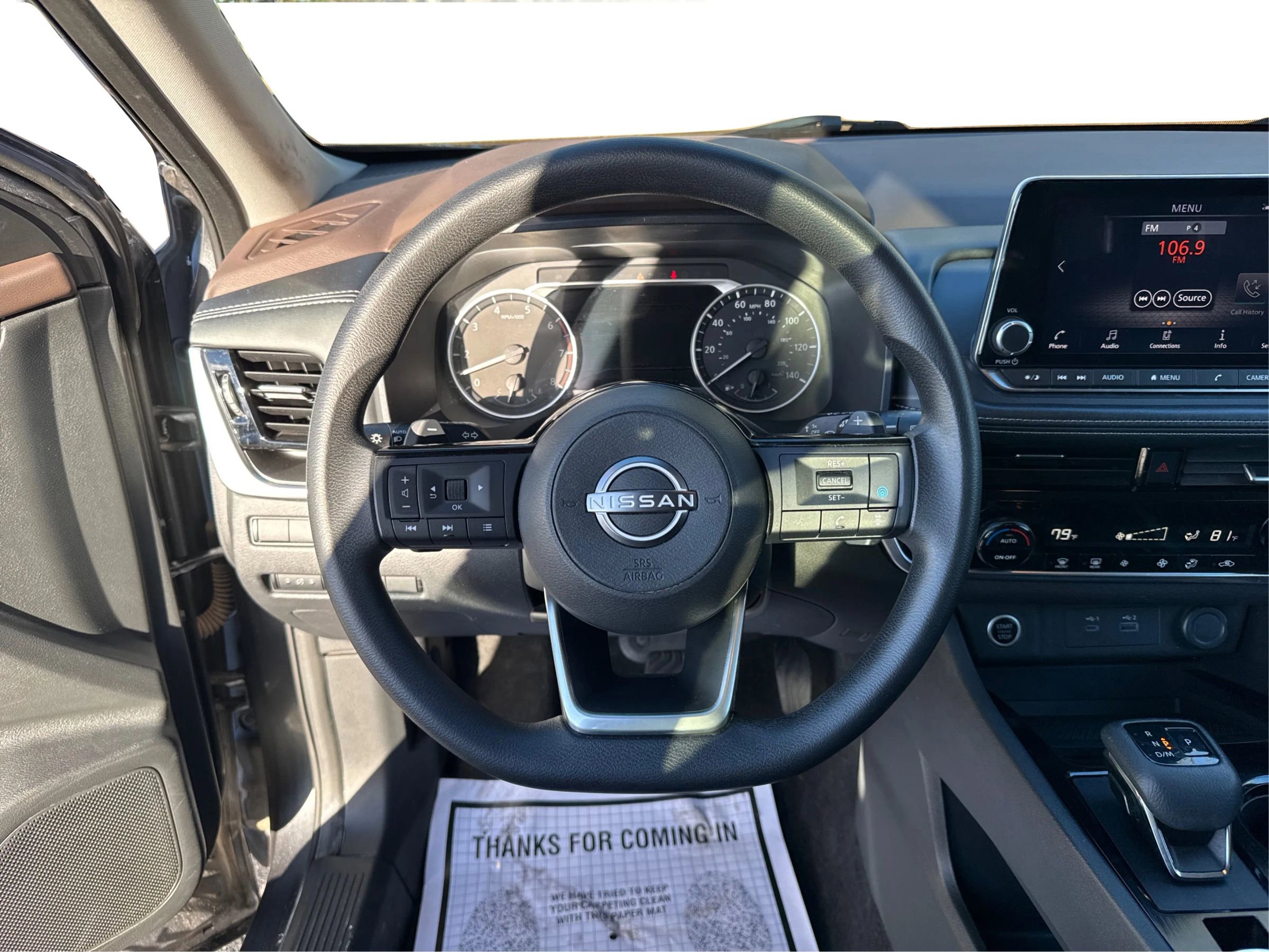 Used 2022 Nissan Rogue SV image 21