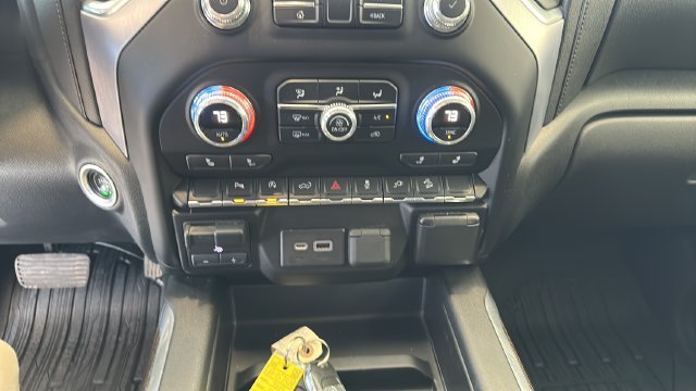 Used 2019 GMC Sierra 1500 Elevation w/ Elevation Value Package AWD/4WD image 13