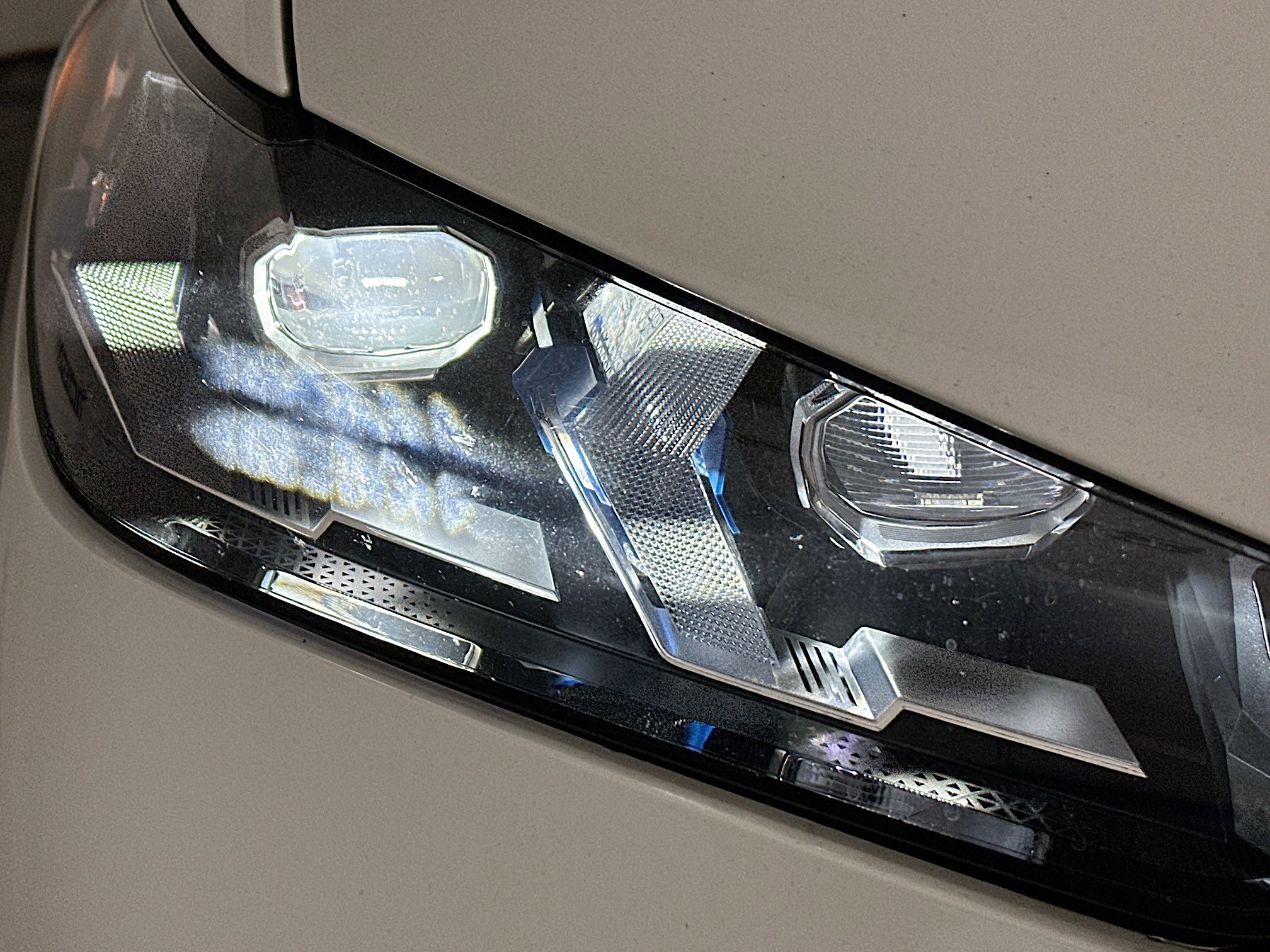 Used 2026 BMW X5 xDrive40i image 9