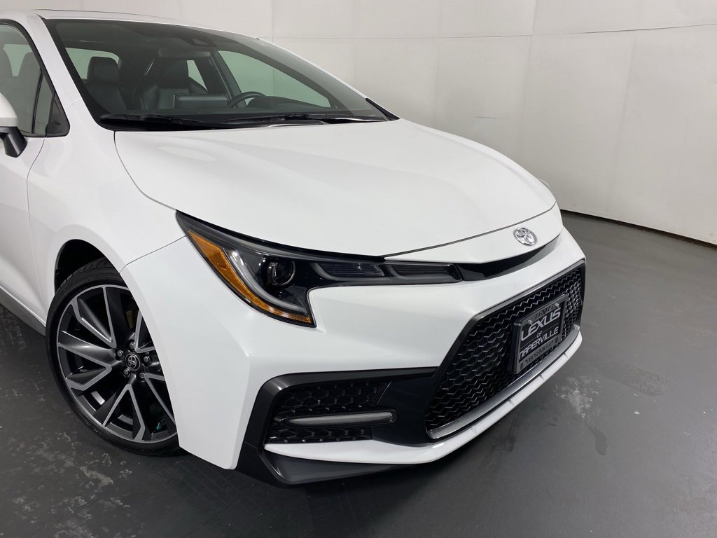 Used 2022 Toyota Corolla XSE image 2