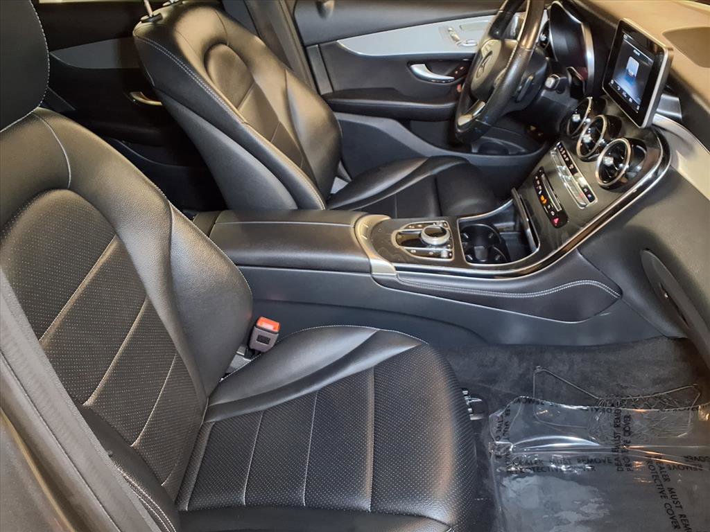 Used 2019 Mercedes-Benz GLC 350e 4MATIC image 25