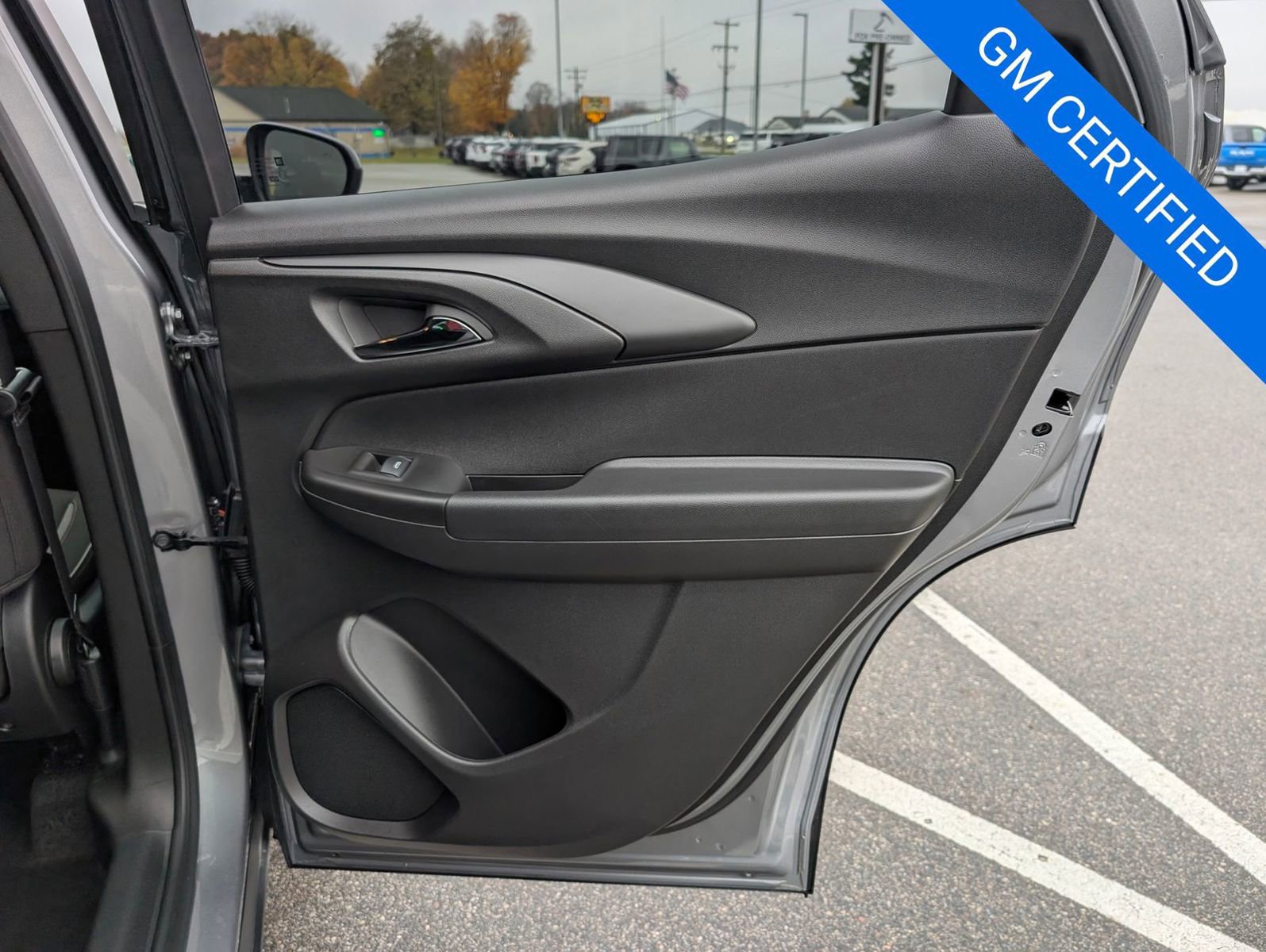 Used 2024 Chevrolet TrailBlazer LT w/ LT Cold Weather Package image 25