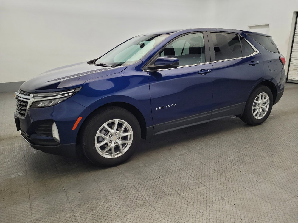 Used 2022 Chevrolet Equinox LT image 2