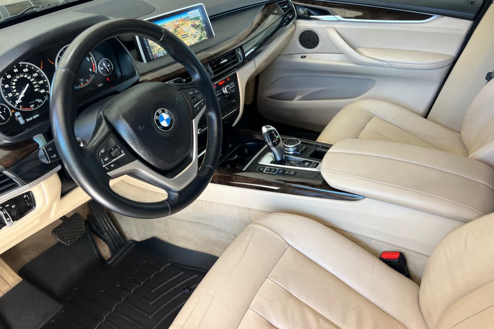 Used 2015 BMW X5 xDrive35d AWD/4WD image 11