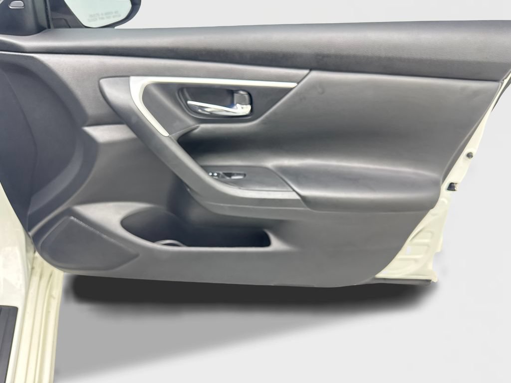 Used 2017 Nissan Altima 2.5 SV FWD image 48