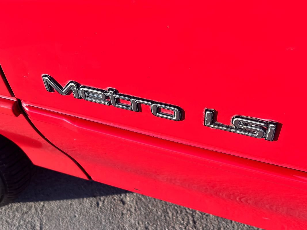 Used 1991 Geo Metro LSi FWD image 20
