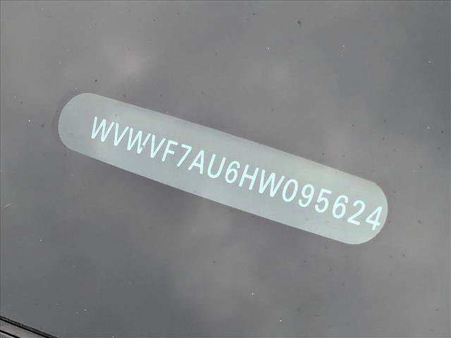 Used 2017 Volkswagen Golf 4-Door image 11