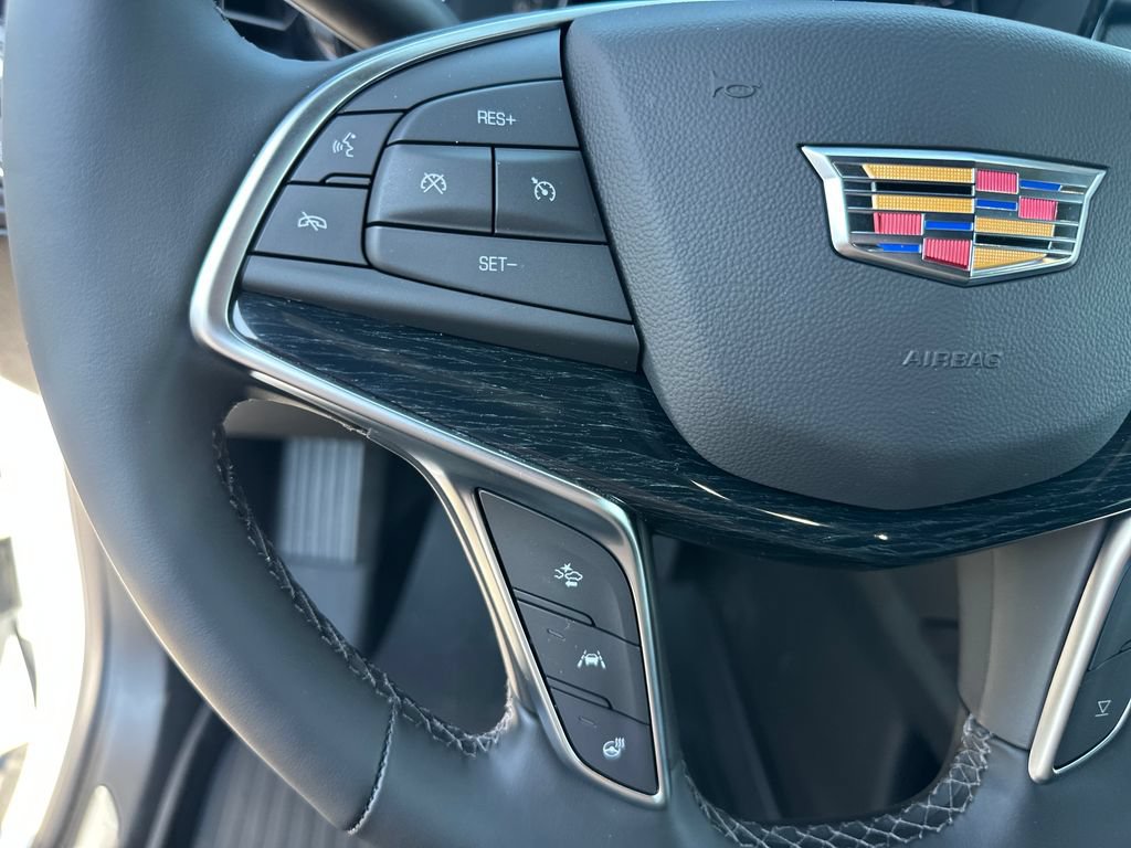 New 2026 Cadillac XT5 Premium Luxury w/ Driver Assist Package AWD/4WD image 16