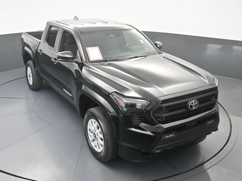 Used 2025 Toyota Tacoma SR5 RWD image 48