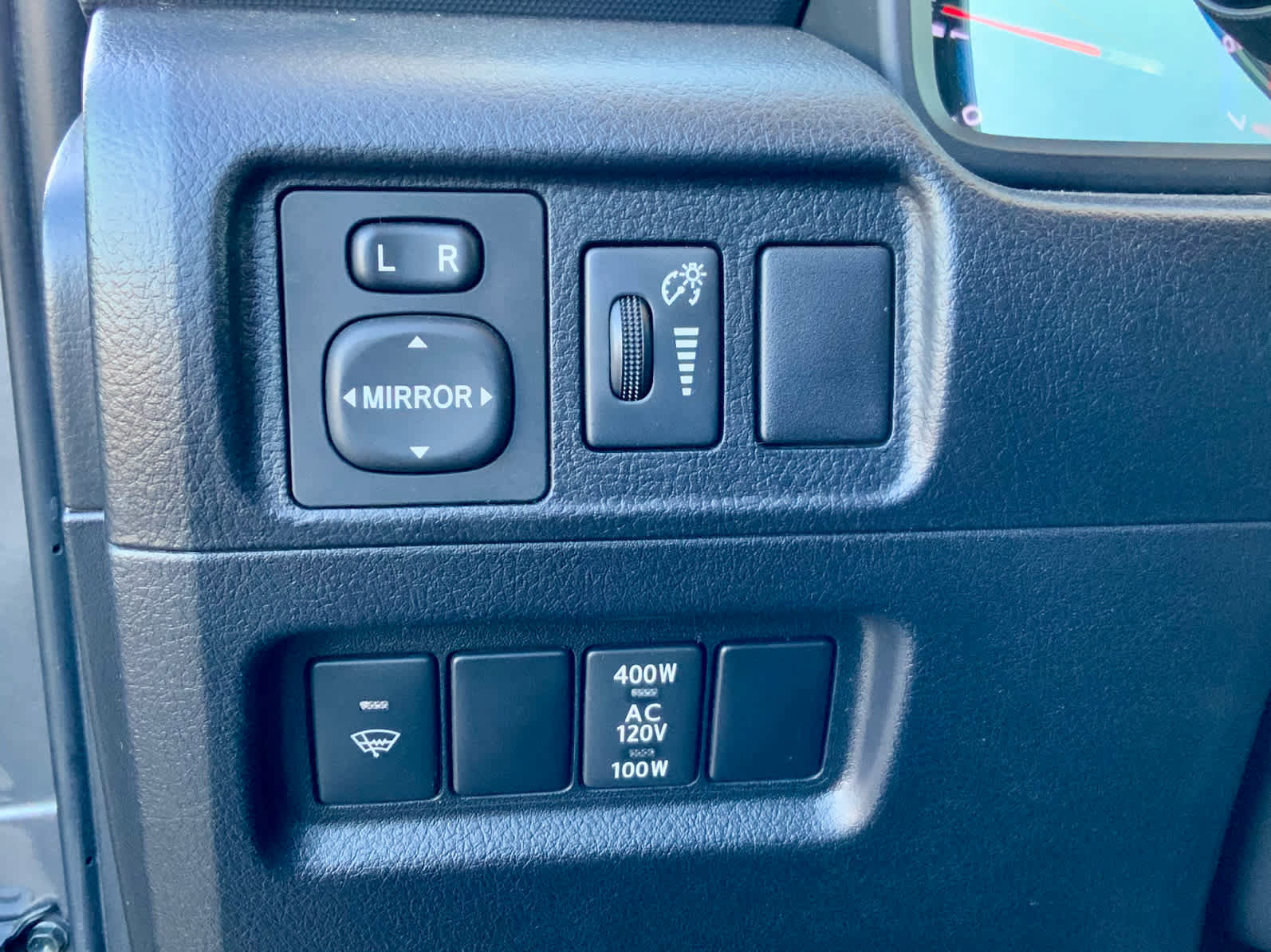 Used 2018 Toyota 4Runner SR5 image 48