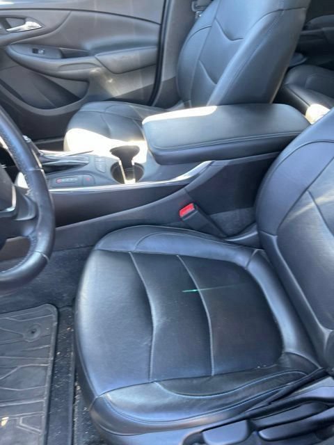 Used 2018 Chevrolet Volt Premier w/ Driver Confidence Package FWD image 12