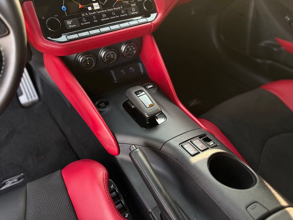 Certified 2025 Nissan Z Performance w/ Floor Mat Package RWD image 20