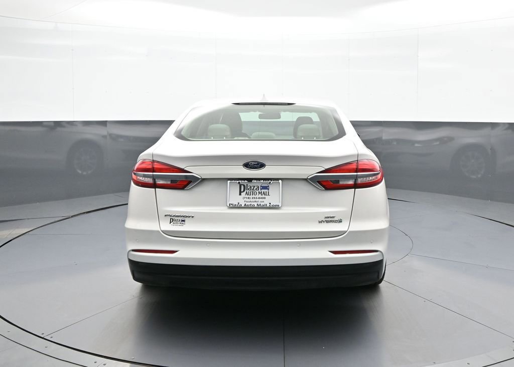 Used 2019 Ford Fusion SE FWD image 7