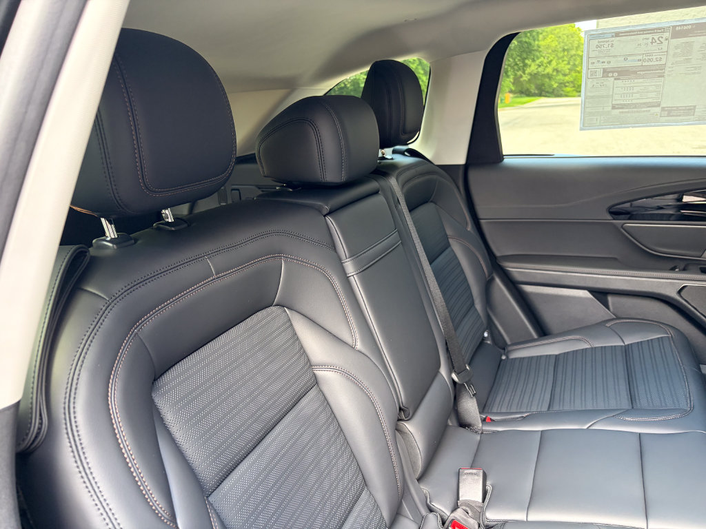 New 2026 Lincoln Nautilus Reserve w/ Jet Appearance Package AWD/4WD image 22