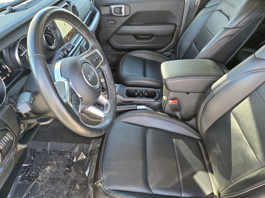 Used 2022 Jeep Wrangler Unlimited Sahara w/ Cold Weather Group image 14