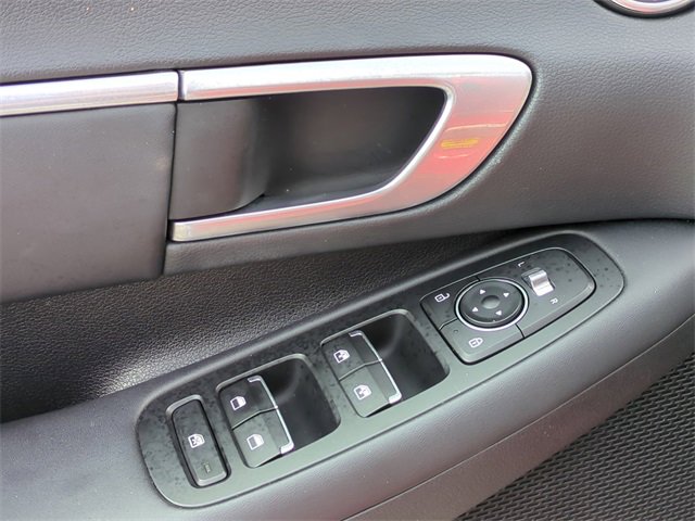 Used 2021 Hyundai Sonata SEL w/ Cargo Package image 16