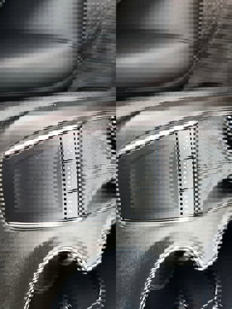 Used 2023 Toyota Camry SE image 21