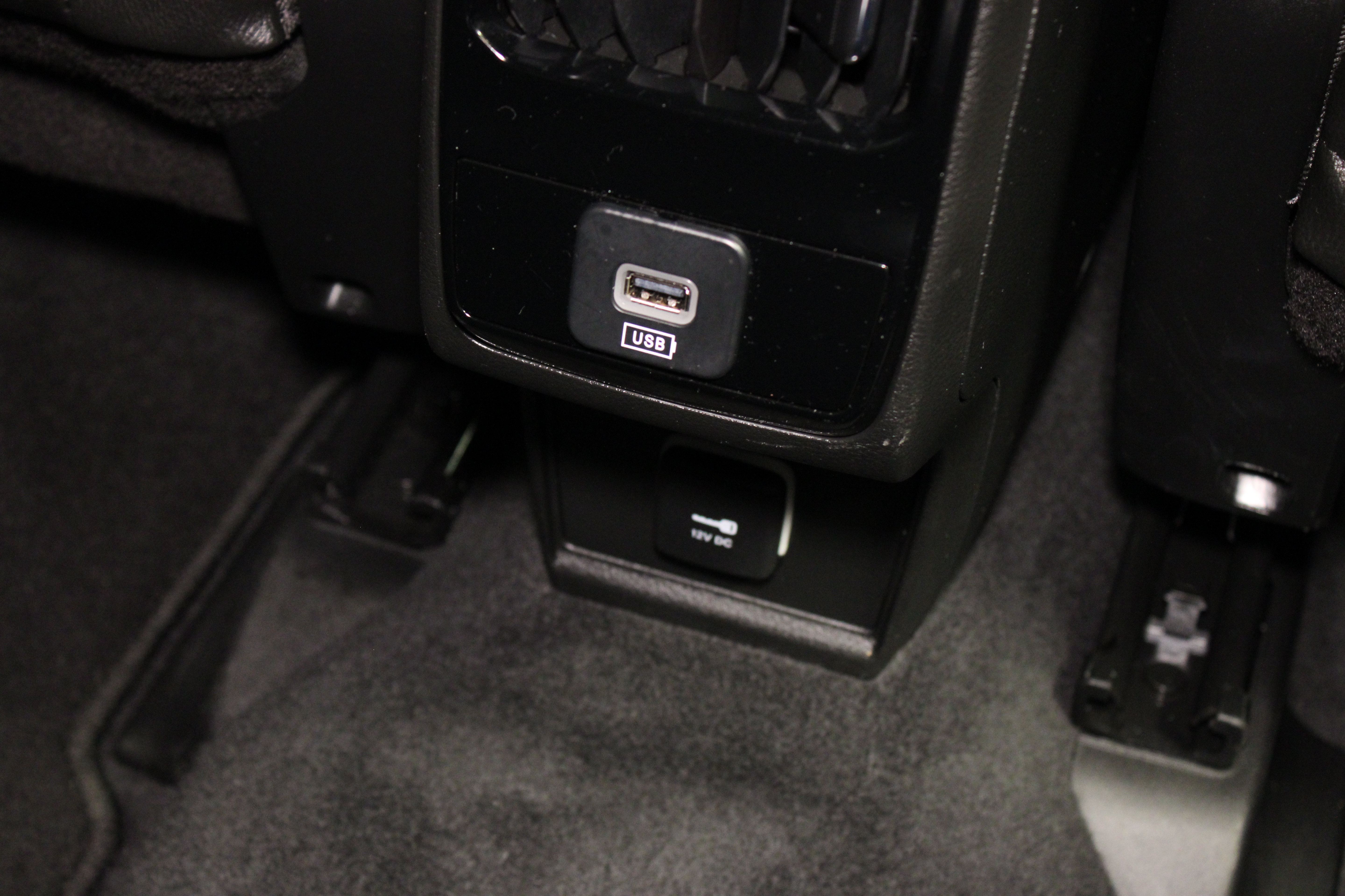 Used 2025 Jeep Compass Latitude AWD/4WD image 15