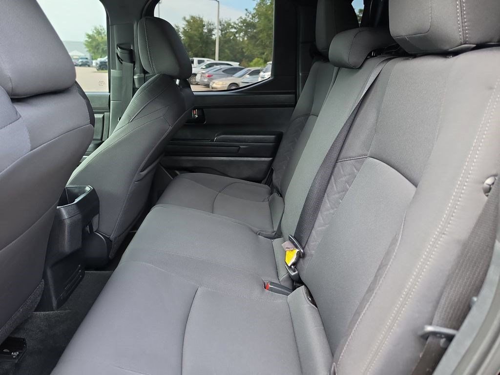 Certified 2025 Toyota Tacoma SR5 AWD/4WD image 28