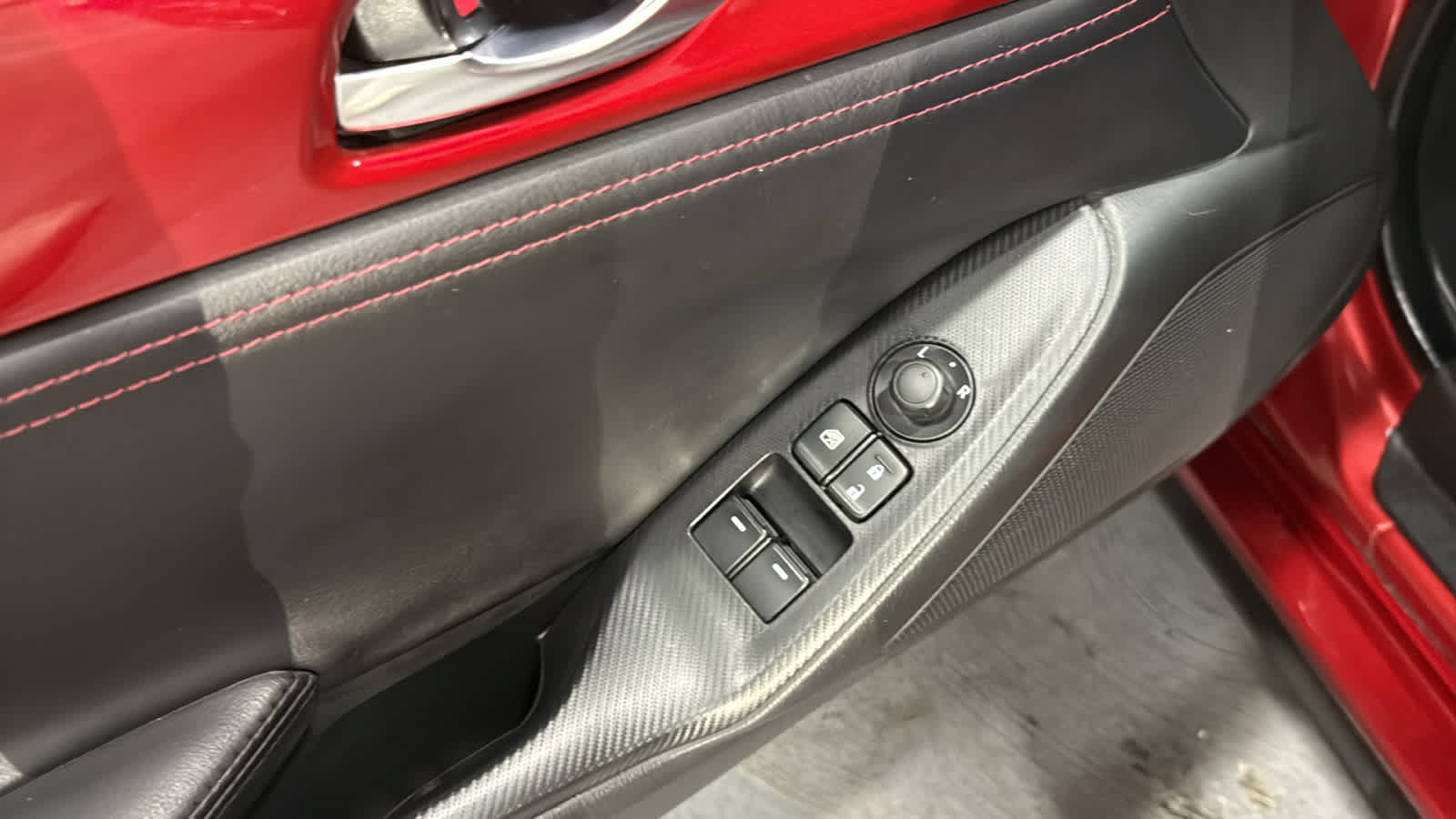 Used 2017 MAZDA MX-5 Miata RF Grand Touring RWD image 21