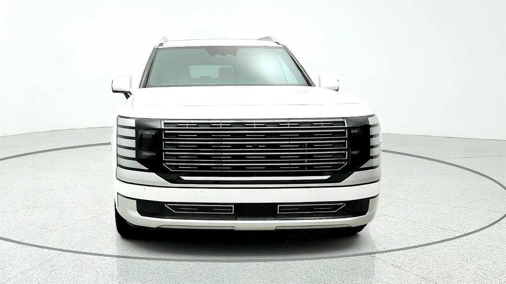Used 2026 Hyundai Palisade Calligraphy AWD/4WD image 2