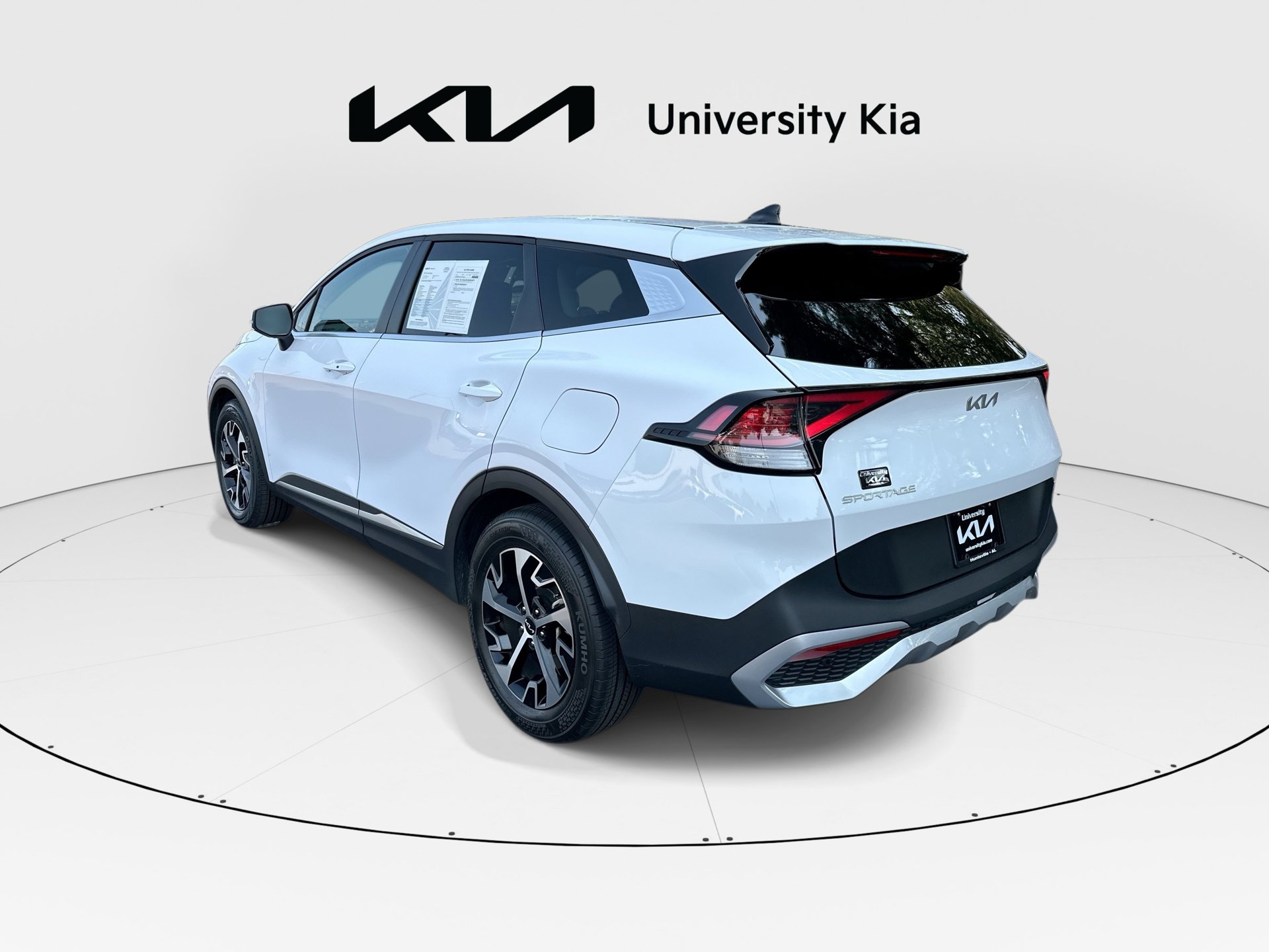 Used 2023 Kia Sportage EX FWD image 6