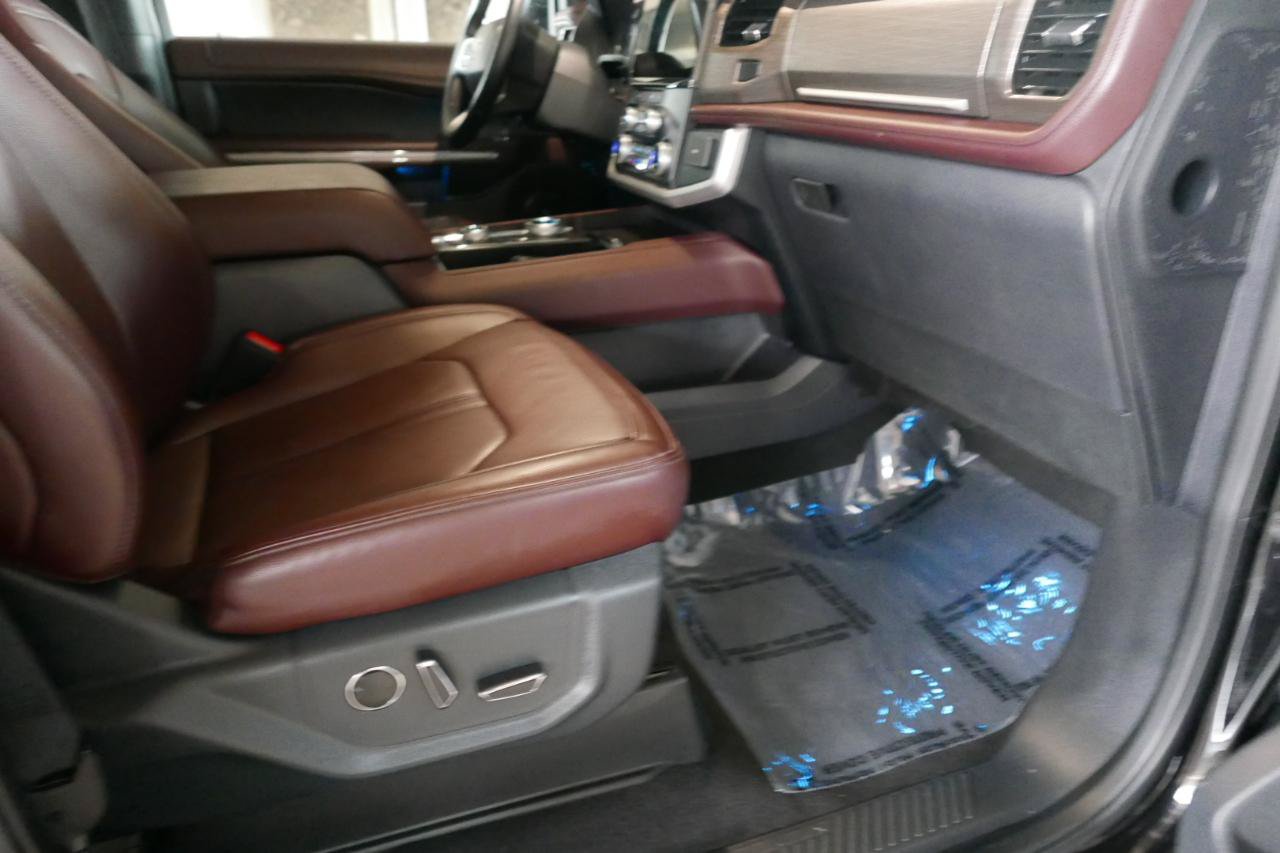 Used 2024 Ford Expedition Max Limited AWD/4WD image 10