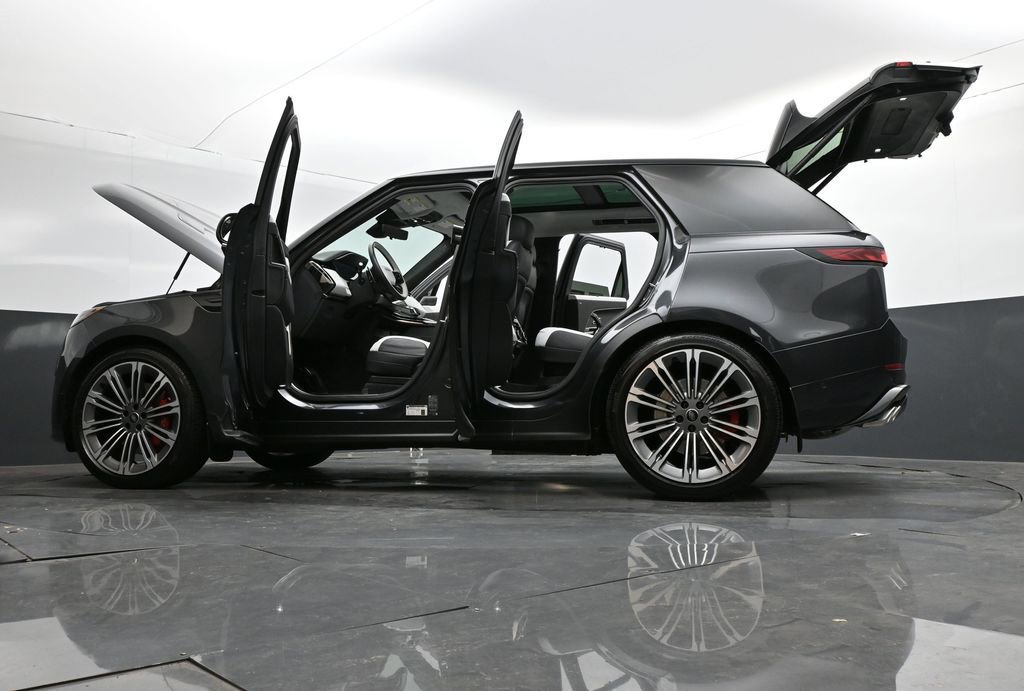 Used 2025 Land Rover Range Rover Sport Autobiography image 37