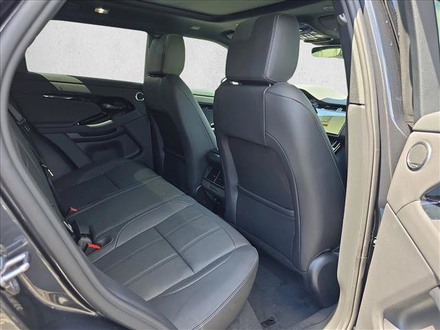 New 2026 Land Rover Range Rover Evoque Hoxton AWD/4WD image 11