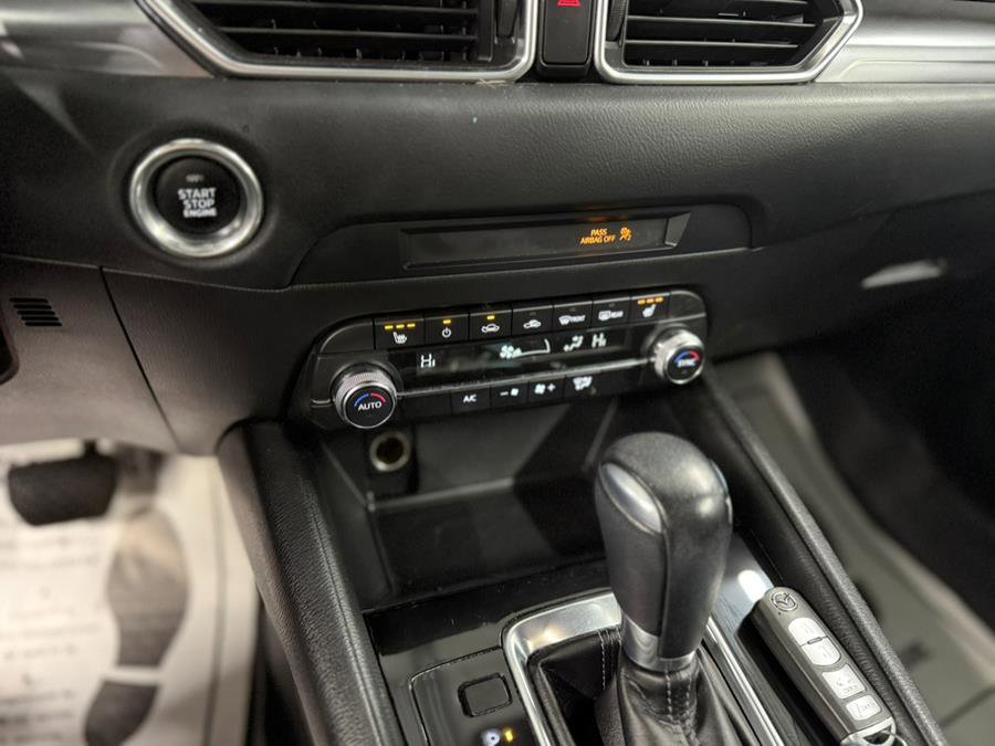 Used 2019 MAZDA CX-5 Touring image 21