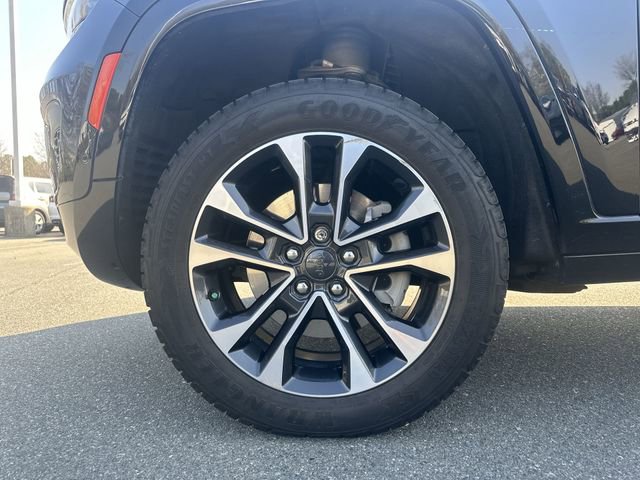 Used 2022 Jeep Grand Cherokee L Overland w/ Luxury Tech Group IV image 11