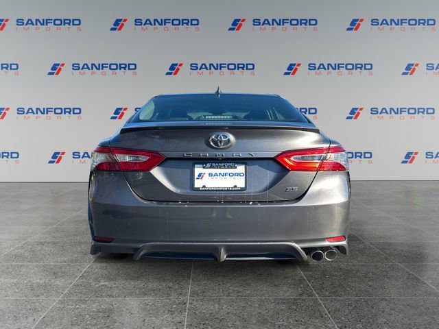 Used 2019 Toyota Camry SE w/ Convenience Package image 4