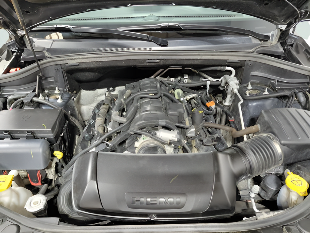 Used 2025 Dodge Durango R/T AWD/4WD image 28